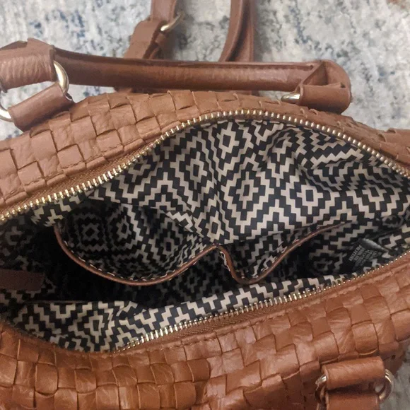 Brown Woven Handbag - Picture 6 of 10